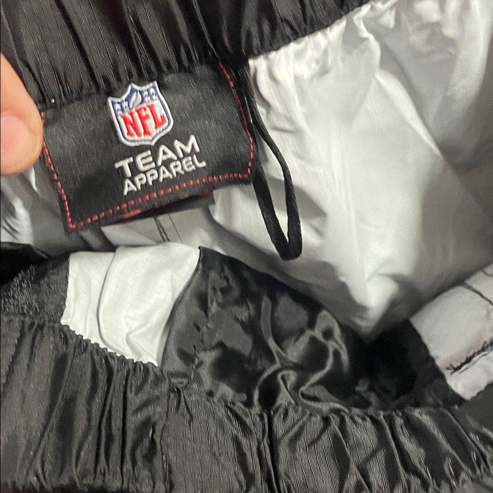 New York Giants Black Tailgate Pants with Red & Royal Side Stripe - Picture 4 of 5
